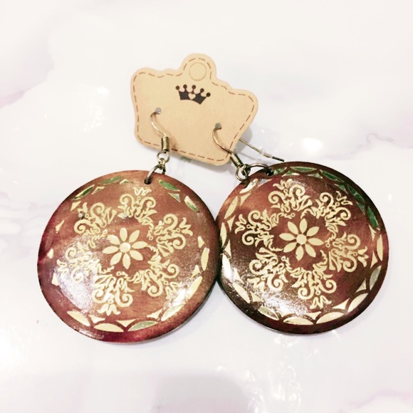 Jewelry - Brown Wood Gold Tone Large Earrings